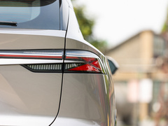 2023款 1.5T 优越版