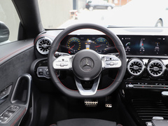 2022款 改款 CLA 200 猎跑车