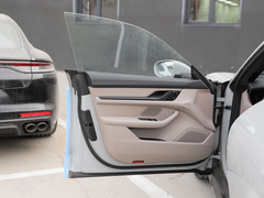 2022款 Taycan 4 Cross Turismo