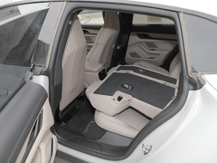 2022款 Taycan 4 Cross Turismo