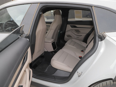 2022款 Taycan 4 Cross Turismo