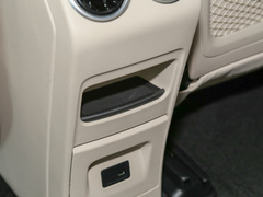 2022款 EQB 260