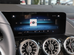 2022款 EQA 260