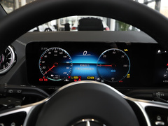 2022款 EQA 260