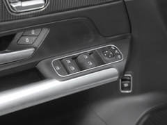 2022款 EQA 260