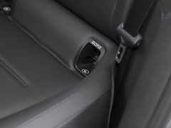 2022款 EQA 260