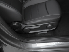 2022款 EQA 260