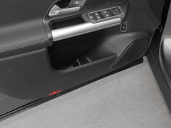 2022款 EQA 260