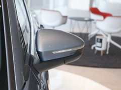 2022款 50 e-tron quattro 先享版
免税

