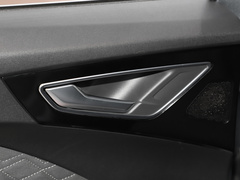 2022款 50 e-tron quattro 先享版
免税
