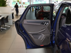 2023款 2.0T 