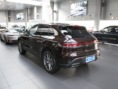 2023款 2.0T 