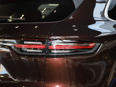 2023款 Cayenne E-Hybrid 2.0T 铂金版