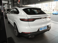 2023款 Cayenne Coupé E-Hybrid 2.0T