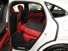 2023款 Cayenne Coupé E-Hybrid 2.0T