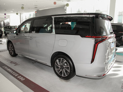 2022款 2.0T 星际六座版
