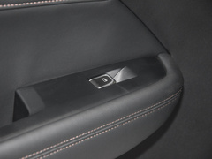 2022款 1.5T 手动舒享活力型
