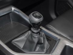 2022款 1.5T 手动舒享活力型