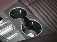 2023款 2.0T 后驱旗舰型