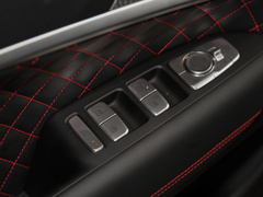 2023款 2.0T 后驱旗舰型