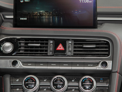 2023款 2.0T 后驱旗舰型
