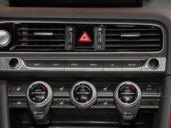 2023款 2.0T 后驱旗舰型