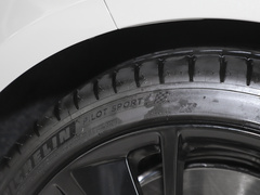 2023款 2.0T 四驱旗舰型