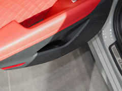 2023款 2.0T 四驱旗舰型