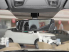 2022款 1.5L 手动小萌