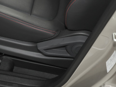 2022款 1.5L 手动小萌