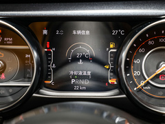 2022款 2.0T 高地丛林绿限量版