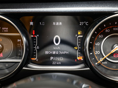 2022款 2.0T 高地丛林绿限量版