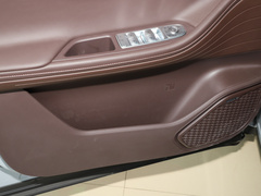 2022款 290T 两驱浩瀚版 5座