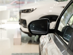 2022款 390T 两驱天穹版 5座