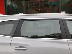 2022款 390T 两驱浩瀚版 5座