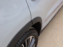 2022款 390T 两驱浩瀚版 5座