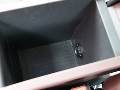 2022款 390T 两驱浩瀚版 5座
