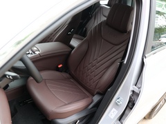 2022款 390T 两驱浩瀚版 5座