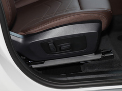 2023款 sDrive25Li X设计套装