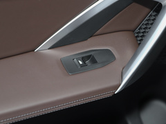 2023款 sDrive25Li X设计套装