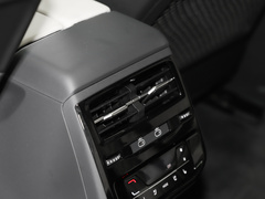 2023款 40 TFSI quattro 观云型 羽林套装