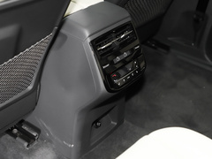 2023款 40 TFSI quattro 观云型 羽林套装