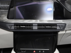 2023款 40 TFSI quattro 观云型 羽林套装