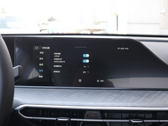 2022款 PLUS 蓝鲸NE 1.4T GDI DCT尊贵版