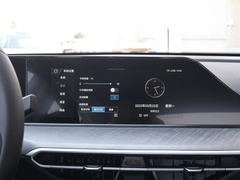 2022款 PLUS 蓝鲸NE 1.4T GDI DCT尊贵版