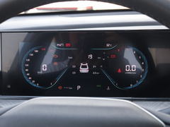 2022款 PLUS 蓝鲸NE 1.4T GDI DCT尊贵版