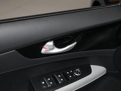 2023款 1.5L CVT舒适版