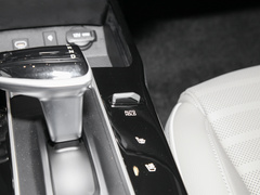 2023款 1.5L CVT舒适版