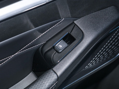 2022款 第4代 1.5L 手动精英型