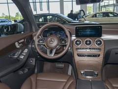 2022款 GLC 300 L 4MATIC 动感型臻藏版